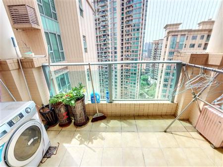 鸿荣源禧园-阳台