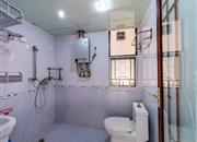 阳光花园-卫生间