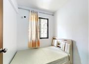 布吉中心花园-次卧