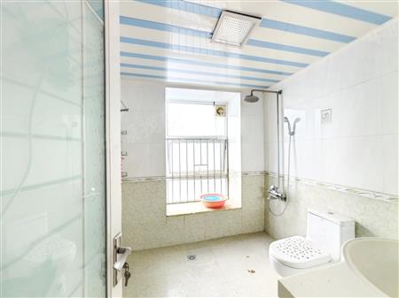 翡翠华庭-卫生间