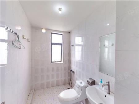 中央悦城-卫生间