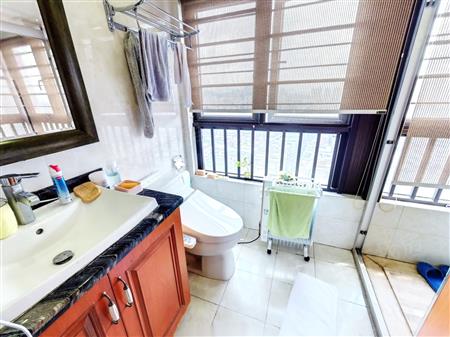 星河时代-卫生间