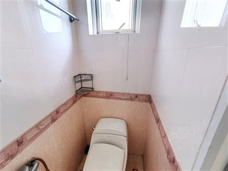 嘉宝田花园二期-卫生间