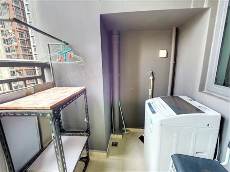 万科红（三期万科红立方大厦）-阳台