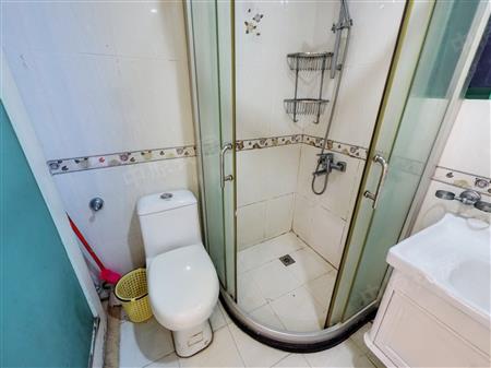 港城华庭-卫生间