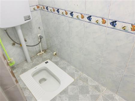 天海花园-卫生间