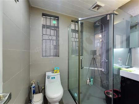 彩虹新都-卫生间