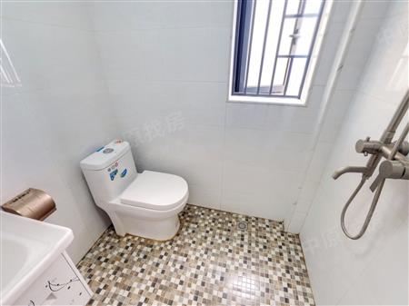 远洋新干线二期(君域花园)-卫生间