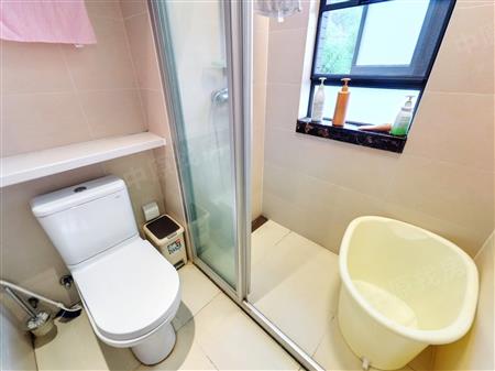 万科麓城三期（金域中央花园二期）-卫生间