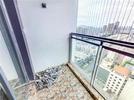 东方明珠城-阳台