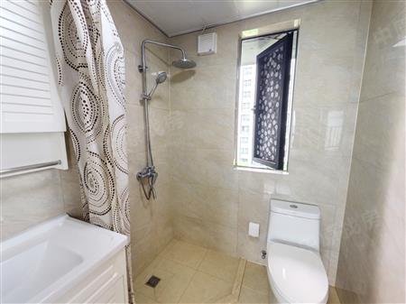 金地龙城中央（二期）-卫生间