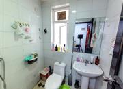 都市翠海华苑-卫生间