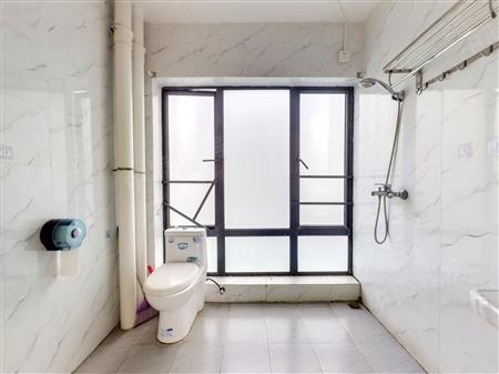 来座山（慢城四期）-卫生间