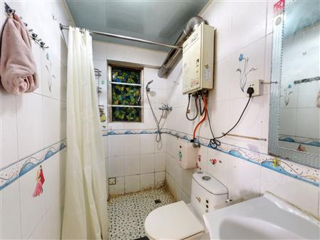 港田花园-卫生间