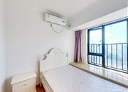 金地龙城中央-次卧