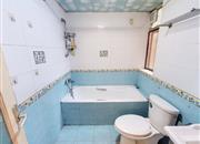 鸿瑞花园三期-卫生间