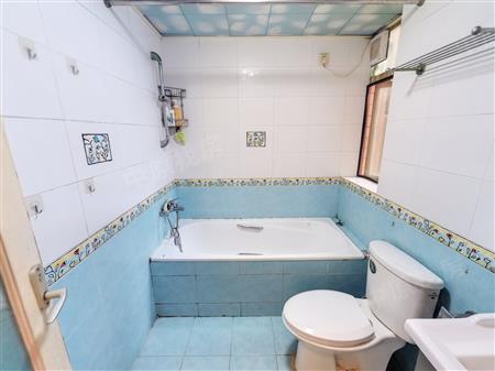 鸿瑞花园三期-卫生间