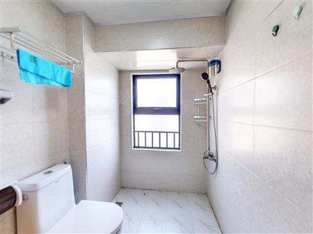 远洋新干线一期(荣域花园)-卫生间