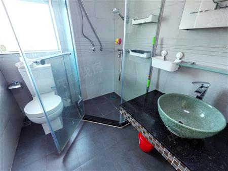 百仕达东郡-卫生间