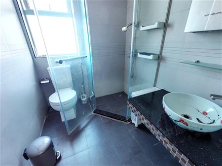 百仕达东郡-卫生间