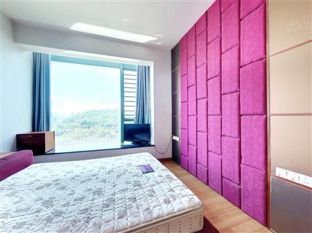 百仕达东郡-次卧