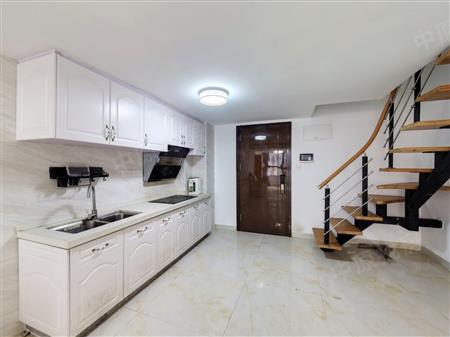 龙光玖云著大楼-厨房