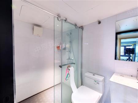 万科麓山（万科麓城四期商办、金域领峰花园)-卫生间