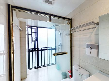 英郡年华花园（三期）-卫生间