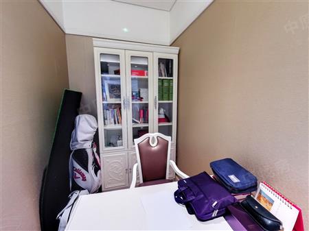 东海国际公寓-书房