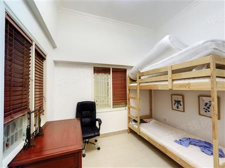 万科城（二区）-次卧