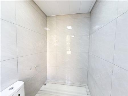 万科城（二区）-卫生间