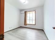 新街口大楼-卧室