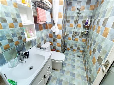 流塘阳光花园-卫生间