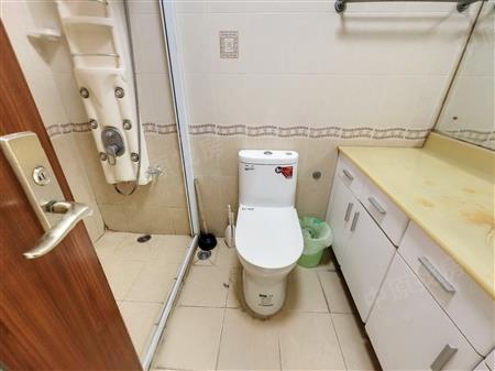 中海华庭-卫生间