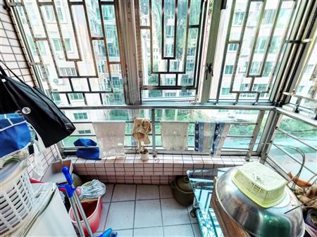 百仕达花园一期-阳台