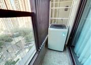 万科麓山（万科麓城四期商办、金域领峰花园)-阳台