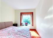 天鹅堡二期-次卧