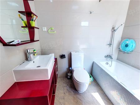 天鹅堡二期-卫生间