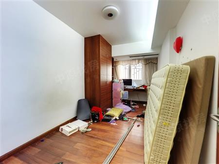 黄埔雅苑（三期乐悠园）-次卧