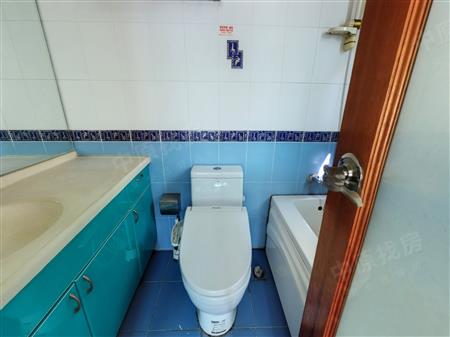 缤纷假日-卫生间