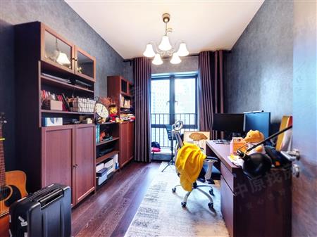 万科云城(三期)-次卧