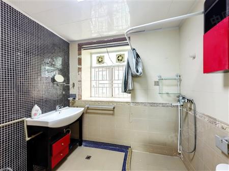 新天地名居-卫生间