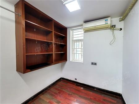 新天地名居-书房