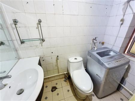 中房怡芬花园-卫生间