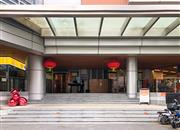 新世界大厦-大门