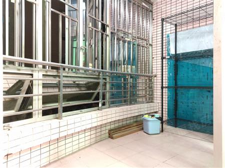 百仕达花园一期-阳台