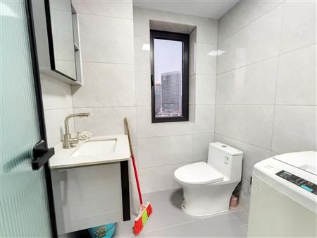 深城投中城花园-卫生间