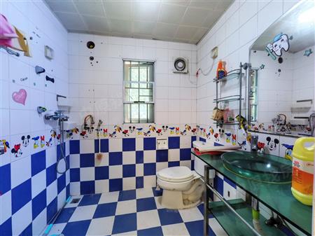 鹏兴花园（二期）-卫生间