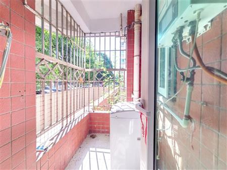 鹏兴花园（二期）-阳台