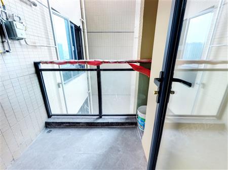 富宏凤凰天誉-阳台